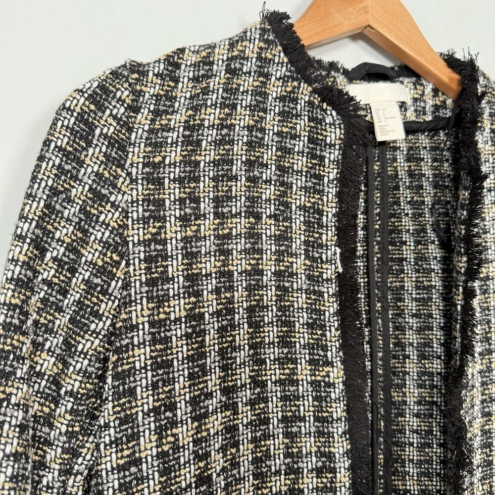 H&M Checkered Long Blazer/Coat, Size 4, Great Condition! - Picture 2 of 10